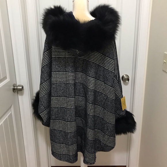 NWT Classical clothes wool hooded poncho fox fur trim - Picture 7 of 8